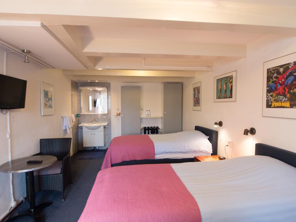 Hotel Adolesce Amsterdam Ngoại thất bức ảnh